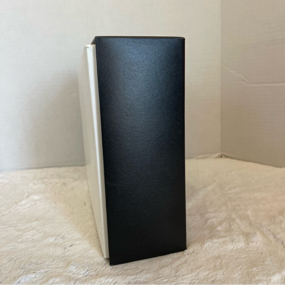 Chanel Black and White Empty Box - Picture 3 of 12